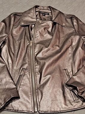 Boston Proper Silver Asymmetrical Zip Biker Jacket lot6386